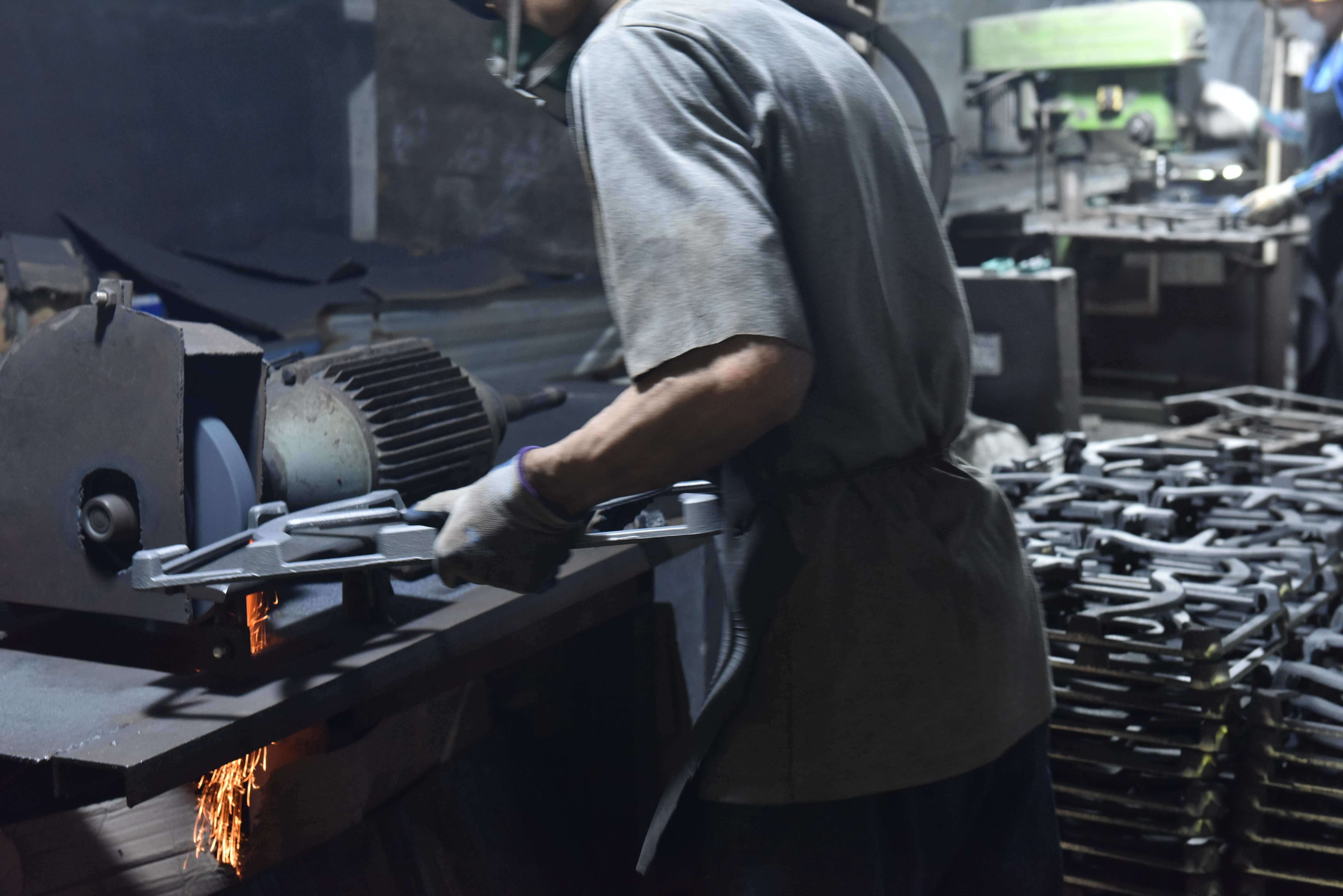 Grinding and finishing visual